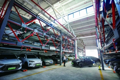 老廠房變身立體停車場(chǎng) 城市空間再生的新實(shí)踐